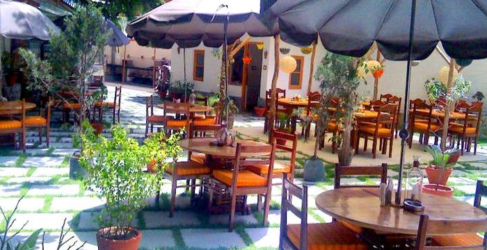 Negi's Hotel Mayflower